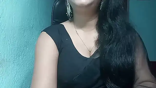 Snapshot of YourModhu chatting on 12/02/24, 06:10 YourModhu online show from 12/02/24, 06:10