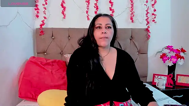 Snapshot of SexxyPamela chatting on 02/16/25, 07:49 SexxyPamela online show from 02/16/25, 07:49