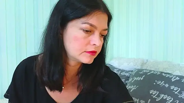  Lily  online show from 07/14/26, 09:25