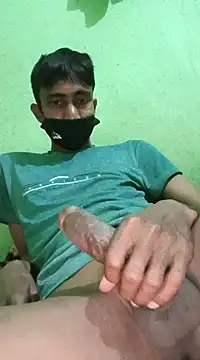 Snapshot of hq9870a chatting on 01/08/25, 07:13 hq9870a online show from 01/08/25, 07:13