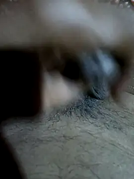 Snapshot of hq9870a chatting on 01/30/25, 09:15 hq9870a online show from 01/30/25, 09:15