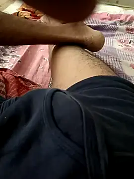 Snapshot of hq9870a chatting on 03/10/25, 04:28 hq9870a online show from 03/10/25, 04:28