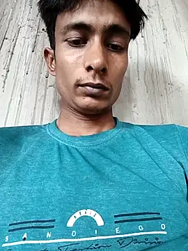 Snapshot of hq9870a chatting on 09/19/25, 08:16 hq9870a online show from 09/19/25, 08:16