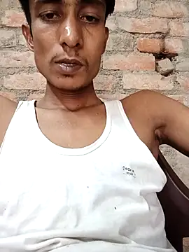 Snapshot of hq9870a chatting on 10/05/25, 07:28 hq9870a online show from 10/05/25, 07:28