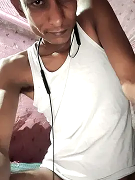 Snapshot of hq9870a chatting on 03/02/26, 05:42 hq9870a online show from 03/02/26, 05:42