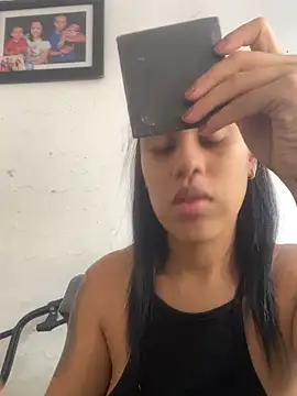 AlondraDiossa03 online show from 02/20/25, 05:51