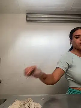 AlondraDiossa03 online show from 11/21/25, 03:22