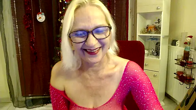 Snapshot of Ala-N-Dala chatting on 01/01/25, 09:20 Ala-N-Dala online show from 01/01/25, 09:20