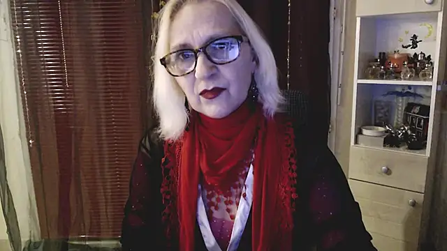 Snapshot of Ala-N-Dala chatting on 01/07/25, 11:24 Ala-N-Dala online show from 01/07/25, 11:24