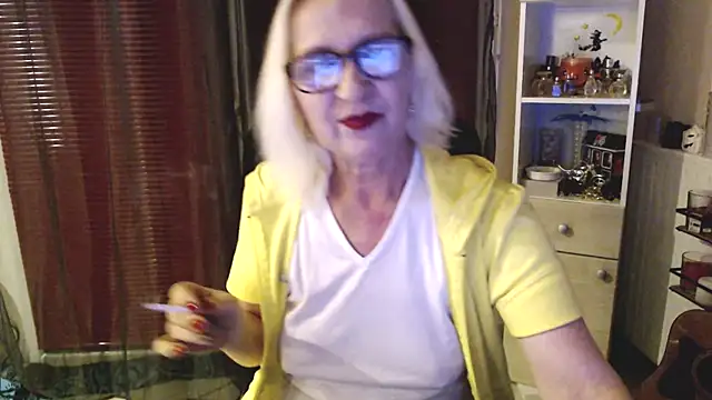 Snapshot of Ala-N-Dala chatting on 01/15/25, 10:57 Ala-N-Dala online show from 01/15/25, 10:57