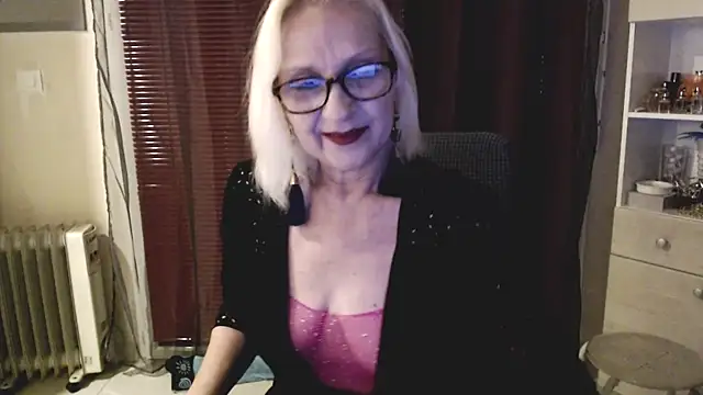 Snapshot of Ala-N-Dala chatting on 02/12/25, 10:59 Ala-N-Dala online show from 02/12/25, 10:59