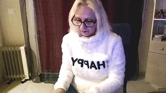 Snapshot of Ala-N-Dala chatting on 02/15/25, 11:03 Ala-N-Dala online show from 02/15/25, 11:03