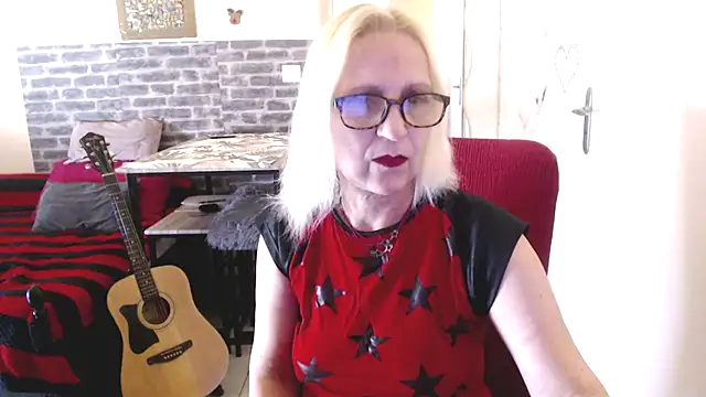 Snapshot of Ala-N-Dala chatting on 03/06/25, 01:35 Ala-N-Dala online show from 03/06/25, 01:35