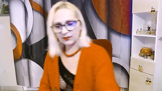 Snapshot of Ala-N-Dala chatting on 11/05/25, 08:03 Ala-N-Dala online show from 11/05/25, 08:03