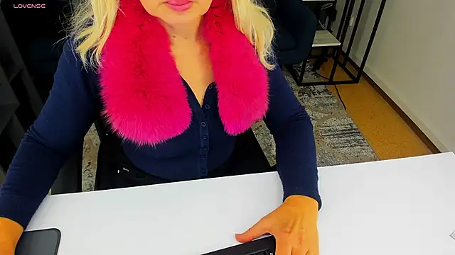 Abby Moore  online show from 01/29/25, 10:16