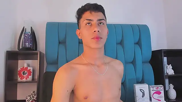 Snapshot of AlanNaughty chatting on 12/31/24, 10:56 AlanNaughty online show from 12/31/24, 10:56