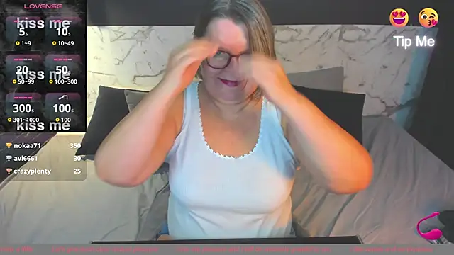 Shannonshine online show from 09/24/25, 05:38