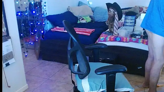 Snapshot of mycock2474u chatting on 03/03/25, 01:53 mycock2474u online show from 03/03/25, 01:53