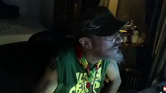 Snapshot of mycock2474u chatting on 10/16/25, 11:00 mycock2474u online show from 10/16/25, 11:00