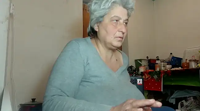 Snapshot of ExquisiteMature chatting on 01/17/25, 05:08 ExquisiteMature online show from 01/17/25, 05:08