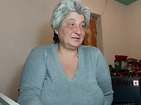 Snapshot of ExquisiteMature chatting on 02/17/25, 05:43 ExquisiteMature online show from 02/17/25, 05:43