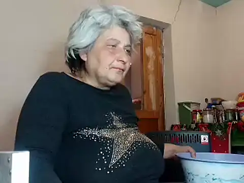 Snapshot of ExquisiteMature chatting on 03/10/25, 09:43 ExquisiteMature online show from 03/10/25, 09:43