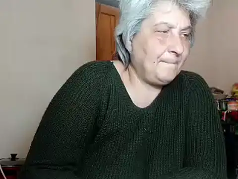 Snapshot of ExquisiteMature chatting on 03/14/25, 12:40 ExquisiteMature online show from 03/14/25, 12:40