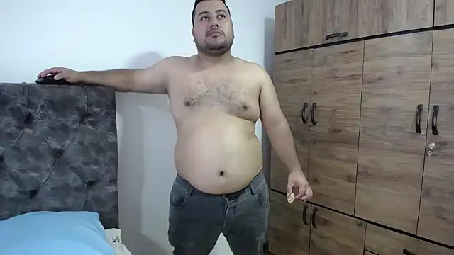 santi hothot online show from 11/06/25, 07:15