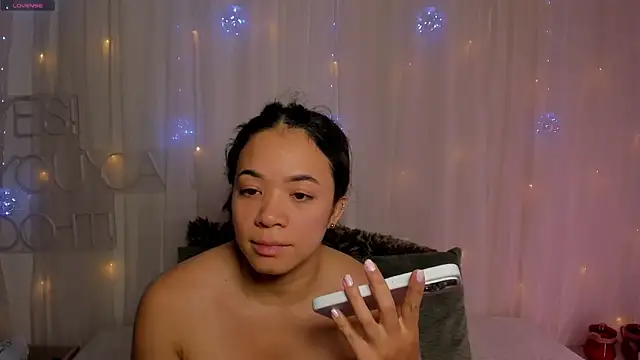 carolgaita online show from 03/04/25, 12:01