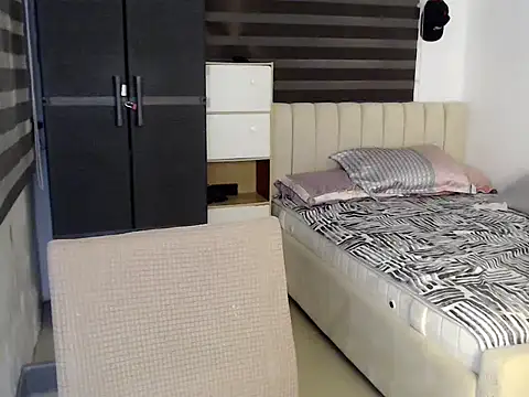 XxIvory CatxX online show from 04/23/26, 12:29