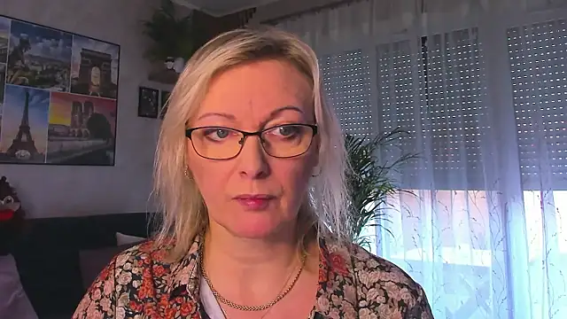 vanessa chat online show from 01/19/26, 02:21