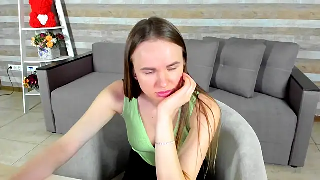 SusanSmit online show from 03/01/25, 04:58