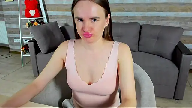 SusanSmit online show from 03/22/25, 07:53