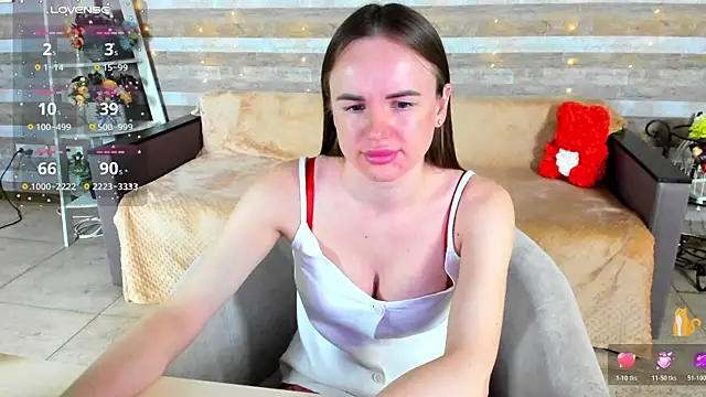 SusanSmit online show from 04/17/26, 07:06