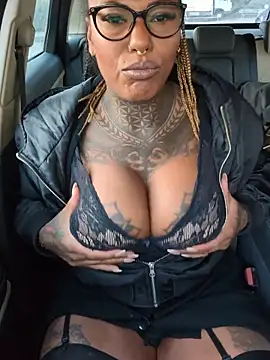 DarkDea online show from 12/01/25, 02:55