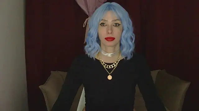 Snapshot of WhiteQueen888 chatting on 02/05/25, 02:37 WhiteQueen888 online show from 02/05/25, 02:37