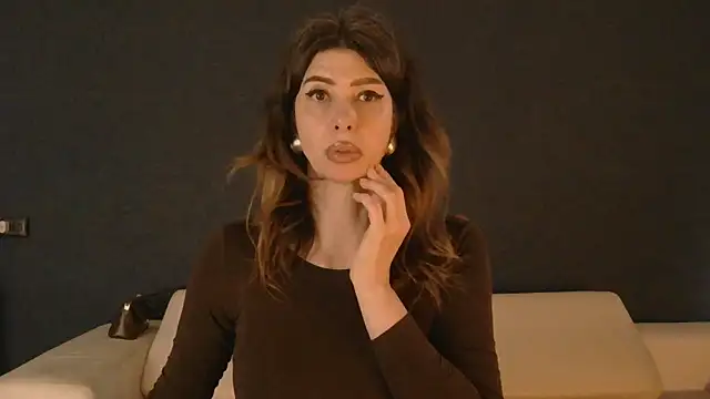 WhiteQueen888 online show from 04/16/26, 01:01