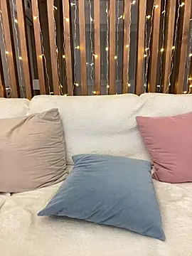 HotyWinter online show from 03/08/25, 07:42