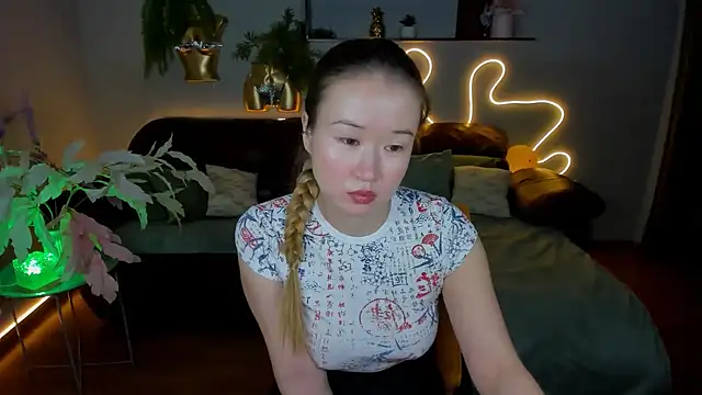 PollyOcean online show from 12/22/24, 11:00