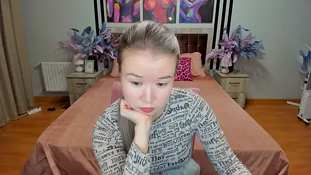 PollyOcean online show from 12/25/24, 01:51