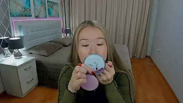 PollyOcean online show from 01/30/25, 10:50