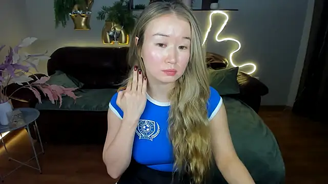 PollyOcean online show from 02/21/25, 10:28