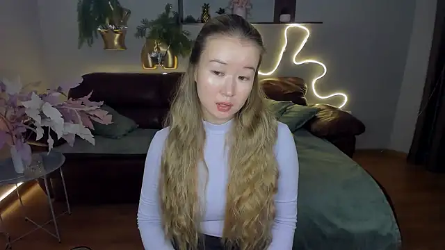 PollyOcean online show from 03/19/25, 10:44