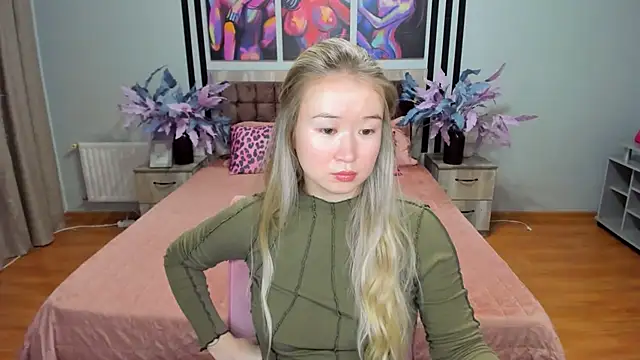 PollyOcean online show from 09/26/25, 09:57