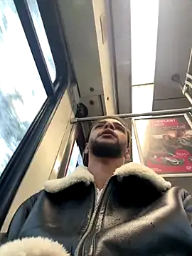 Lionayowe online show from 11/01/25, 07:54