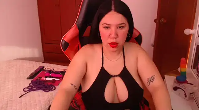 Snapshot of megan_slut1 chatting on 03/01/25, 09:59 megan slut1 online show from 03/01/25, 09:59