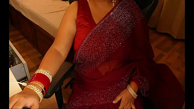 Snapshot of sneha_hussy chatting on 04/25/26, 12:02 sneha hussy online show from 04/25/26, 12:02