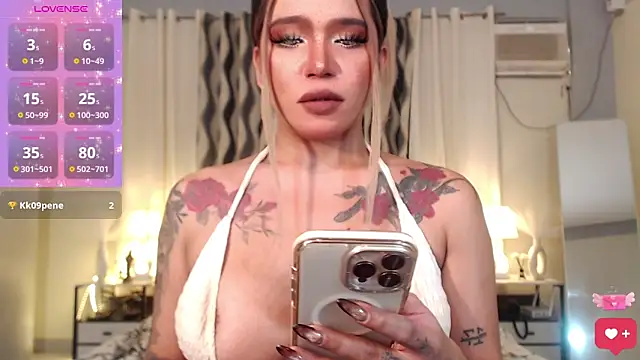 Snapshot of Evalyn_Shemale chatting on 09/18/25, 01:18 Evalyn Shemale online show from 09/18/25, 01:18