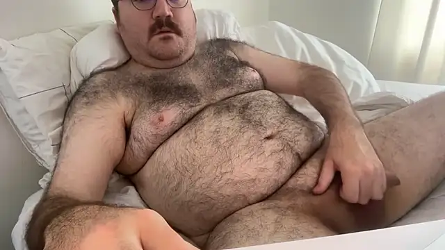 elagobear online show from 06/19/26, 06:45