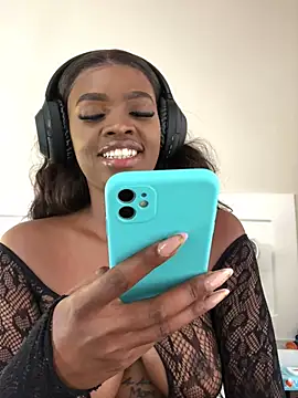 LuciousLips96 online show from 02/26/25, 07:42